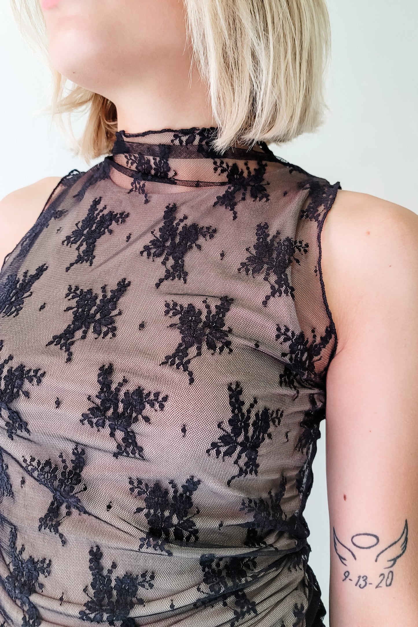 Black Floral Lace Mesh Sleeveless Layering Tank Top