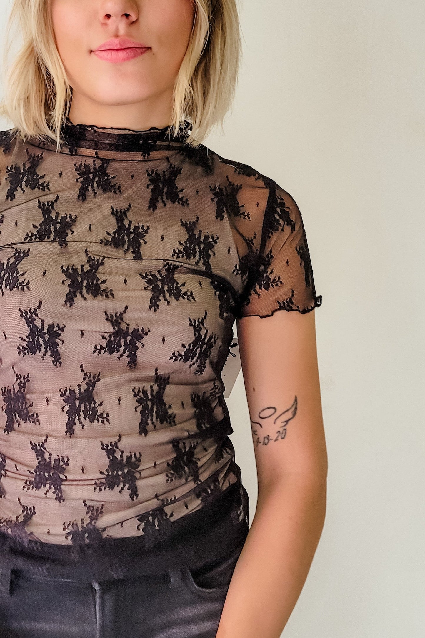 Black Floral Lace Mesh Short Sleeve Layering Top