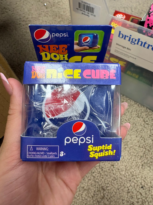 Pop cube squishy- Pepsi