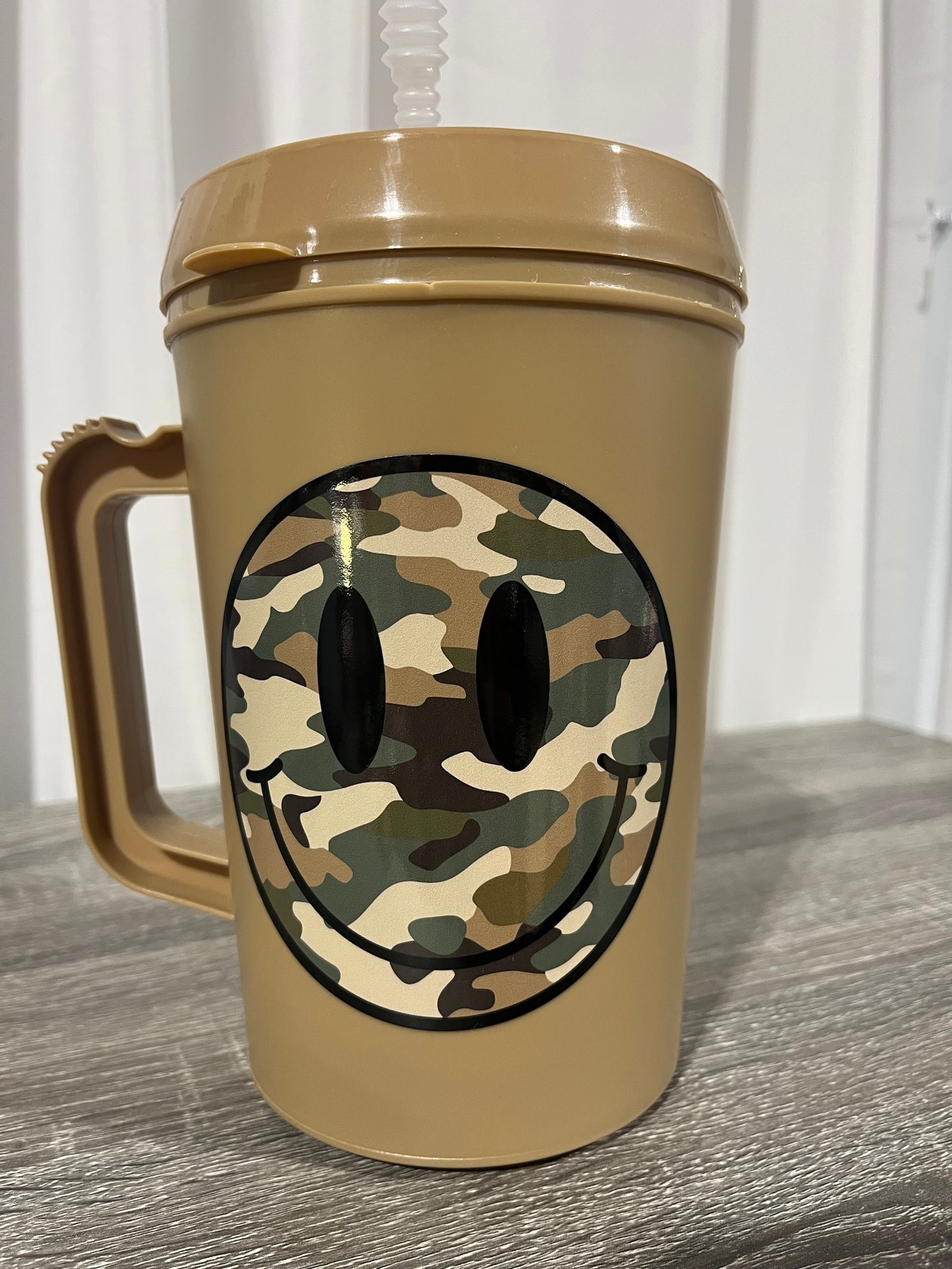 34 oz. Trucker mug