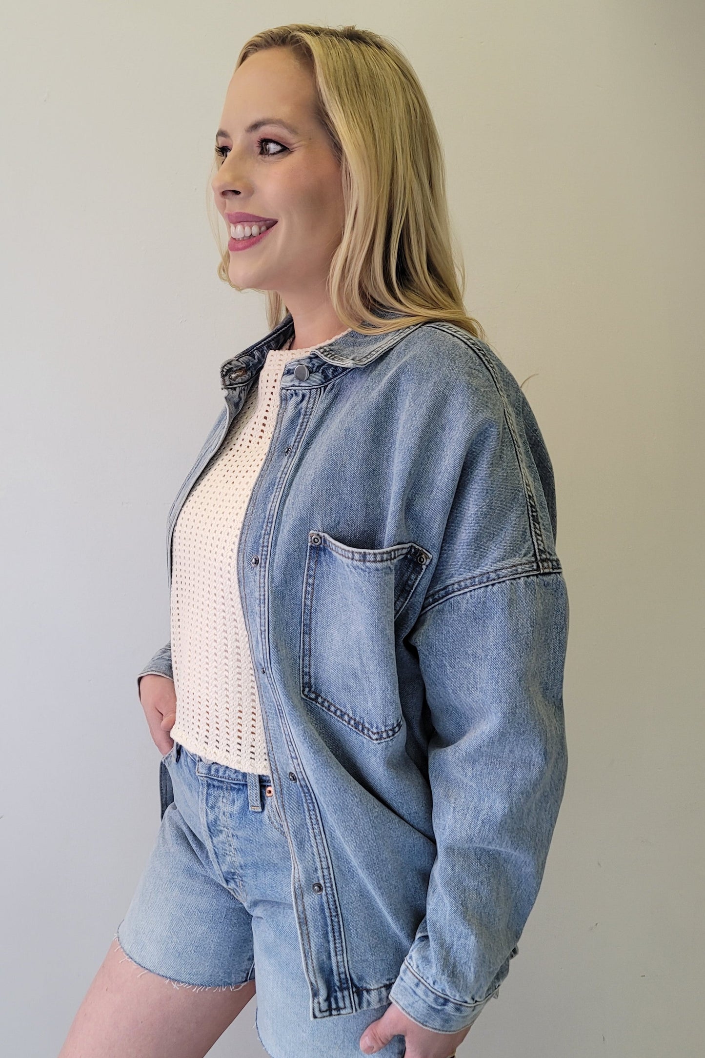 Miou Muse Medium Wash Snap Button Jean Shacket