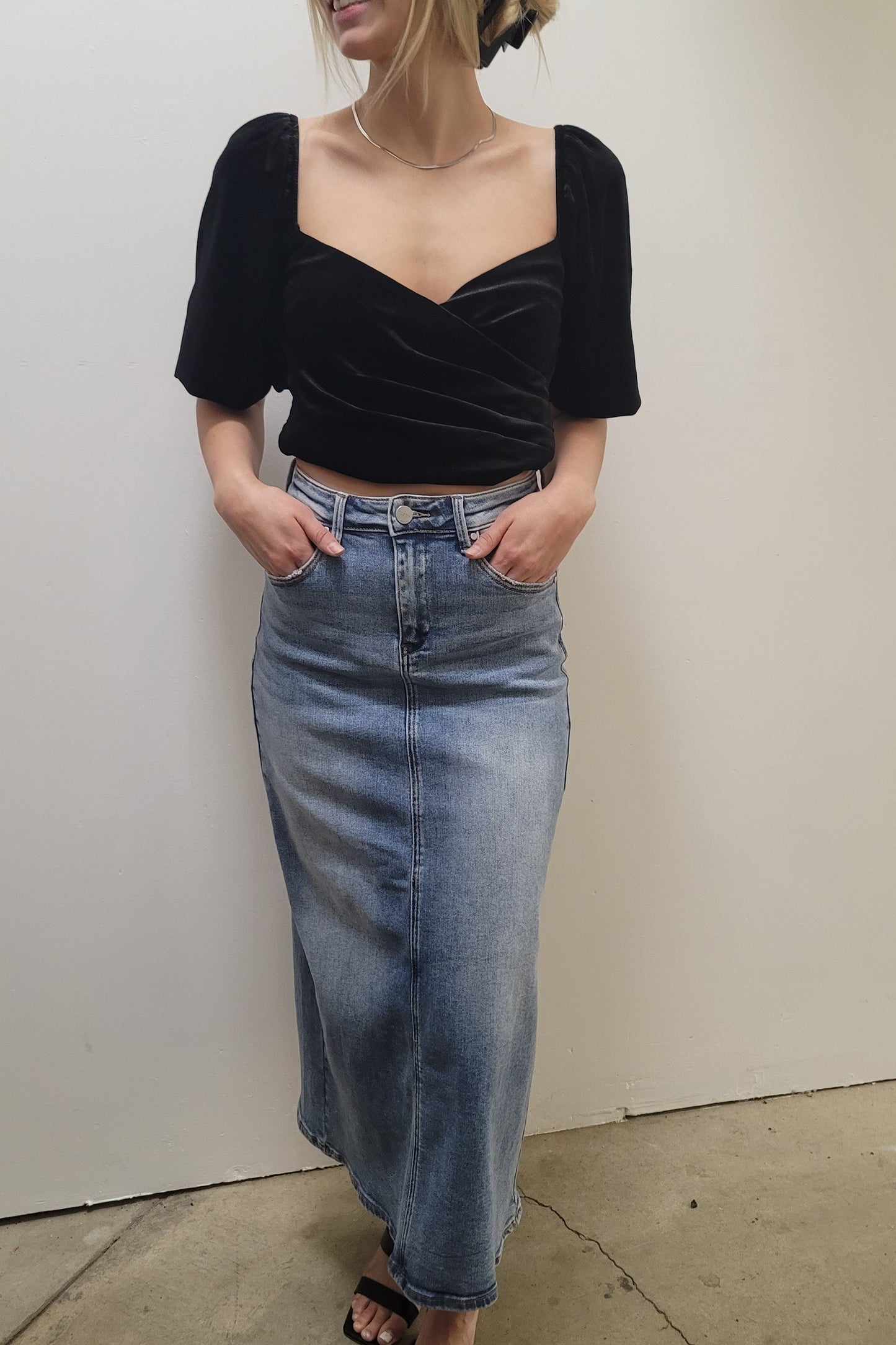 Velvet Black Puff Sleeve Crop Top