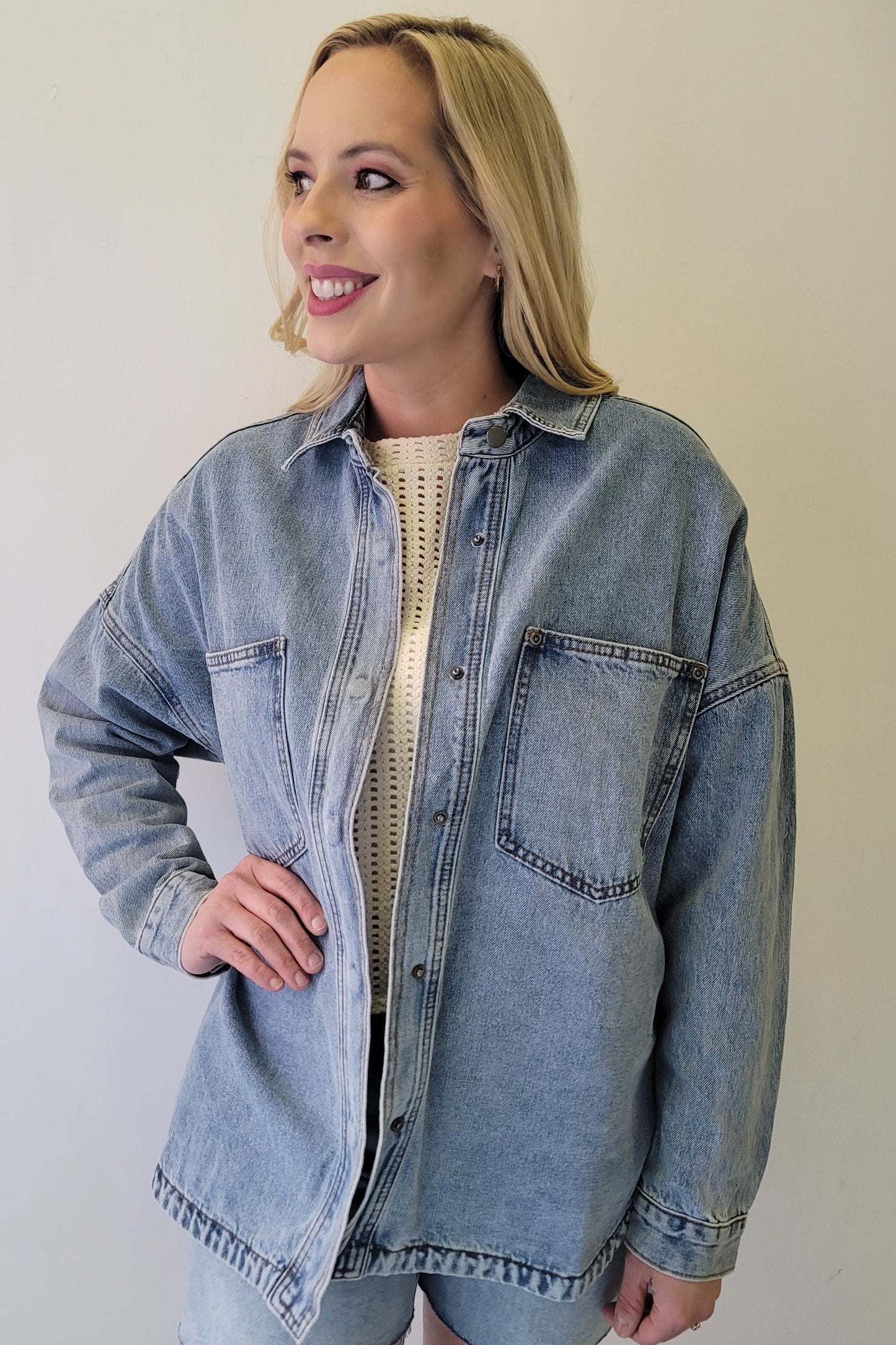 Miou Muse Medium Wash Snap Button Jean Shacket